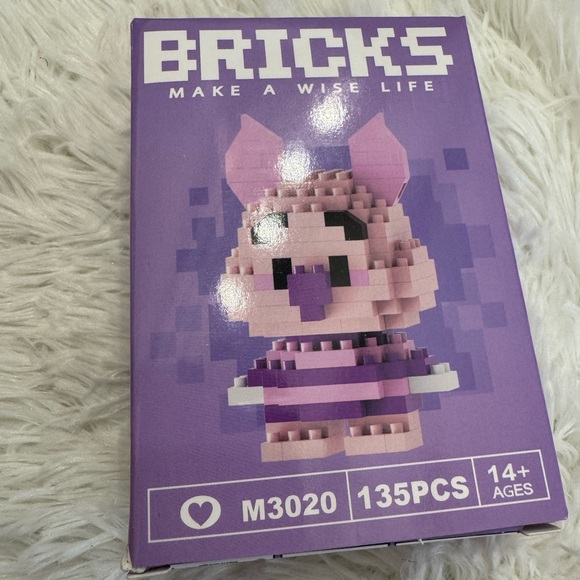 unbranded Other - Piglet Winnie the Pooh BRICKS Pink & Purple Pixel Building Set - 135 PCS
